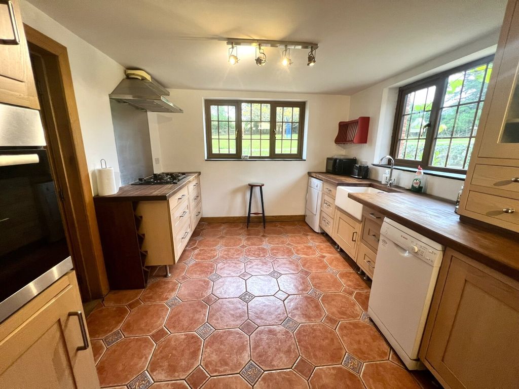 Property photo 3 of 13 Picture No. 08