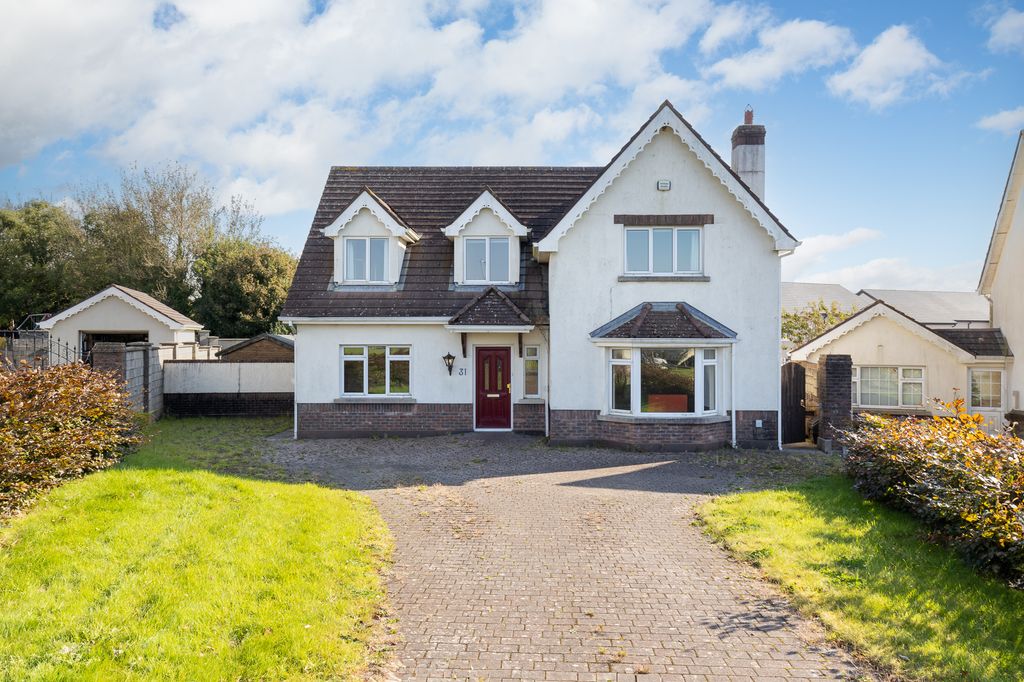Property photo 1 of 27