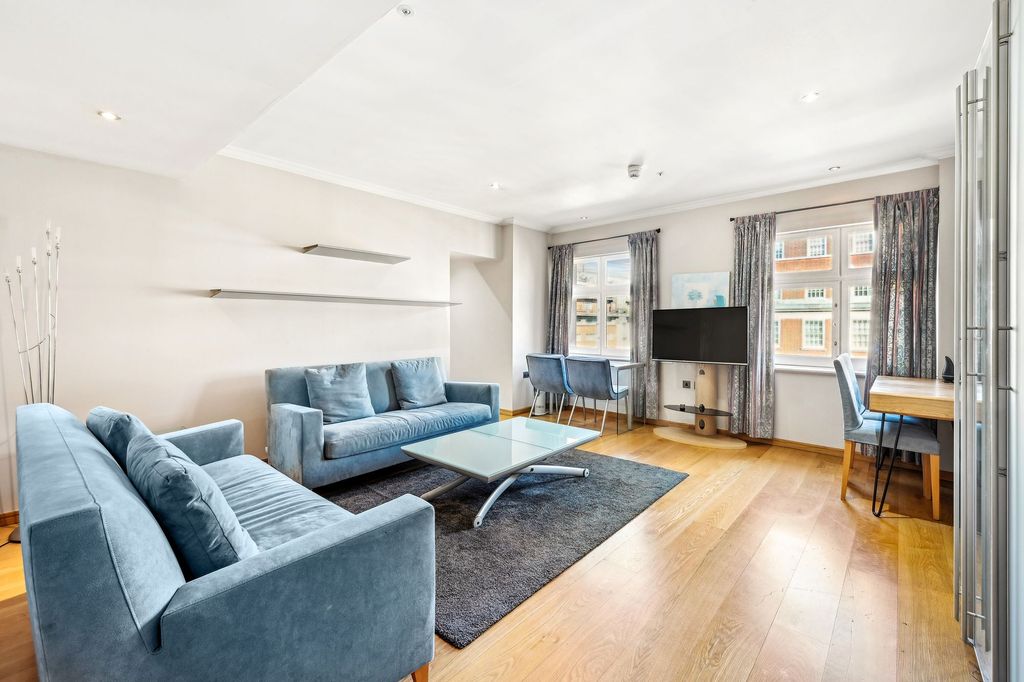 Property photo 2 of 13 2