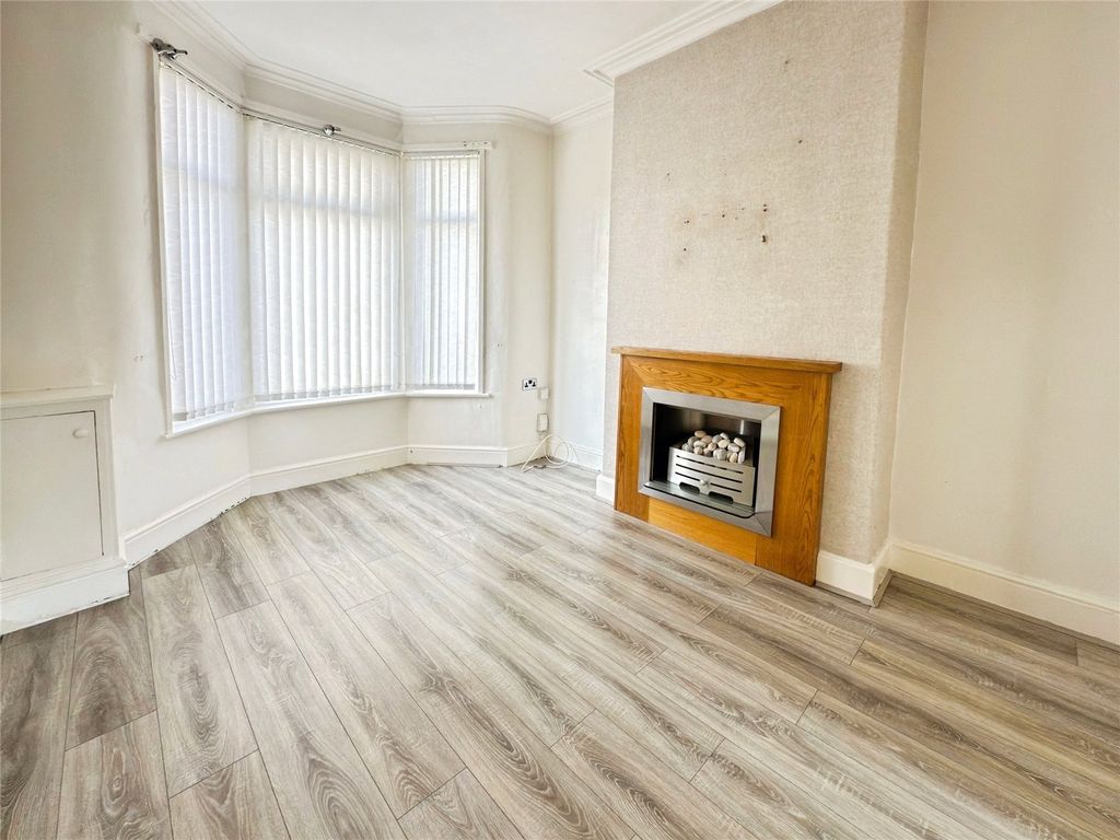 Property photo 3 of 15 Picture No. 13