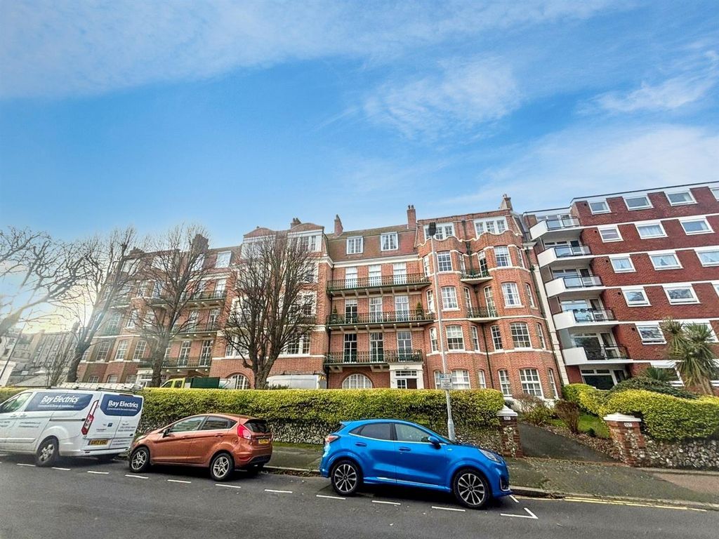 Property photo 1 of 13 Photo-2025-12-12-09-53-35 (1).Jpg