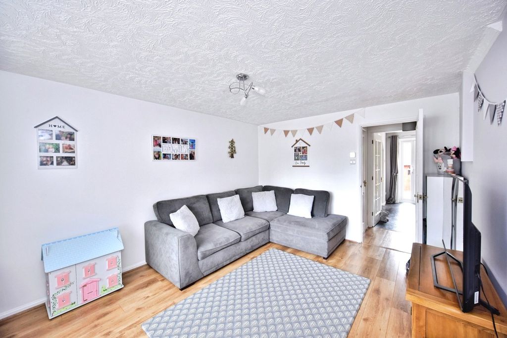 Property photo 2 of 22 Pbox-Img.Jpg
