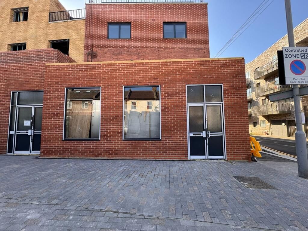 Property photo 1 of 2