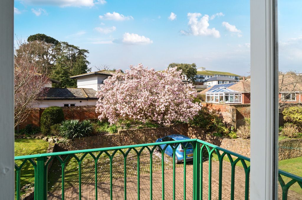 Property photo 3 of 17 1425727-10-69B1B4...