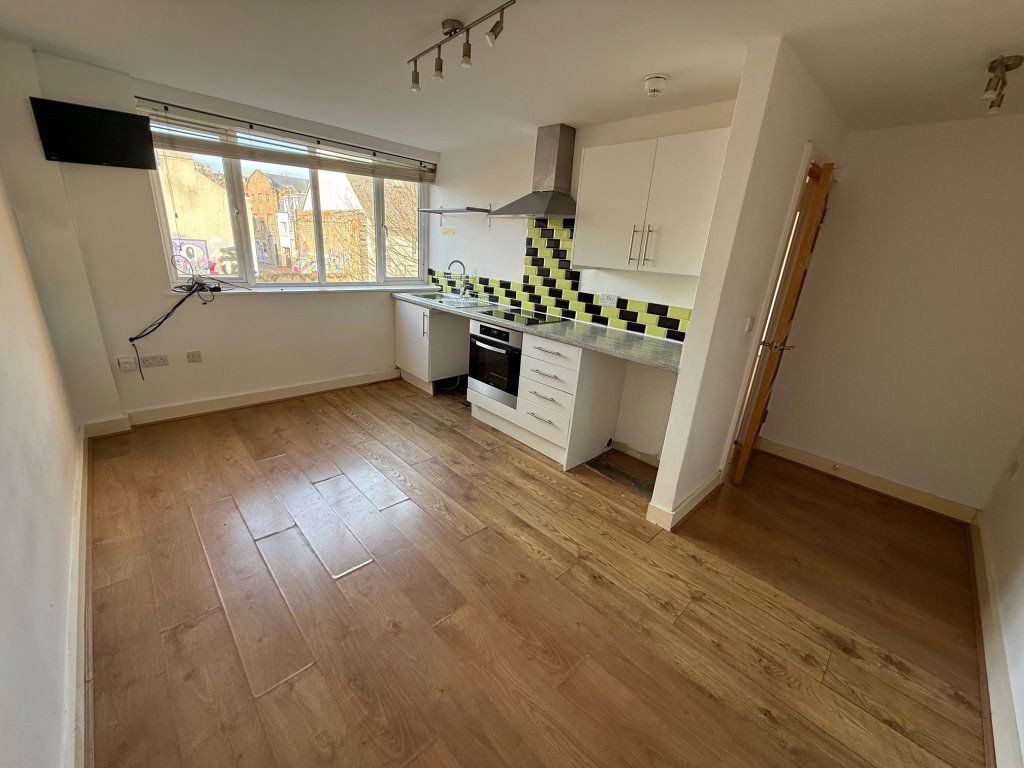 Property photo 3 of 4