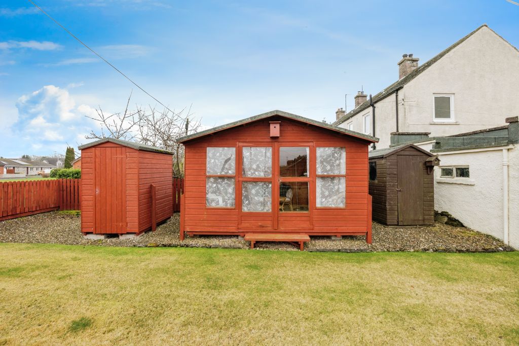Property photo 3 of 15