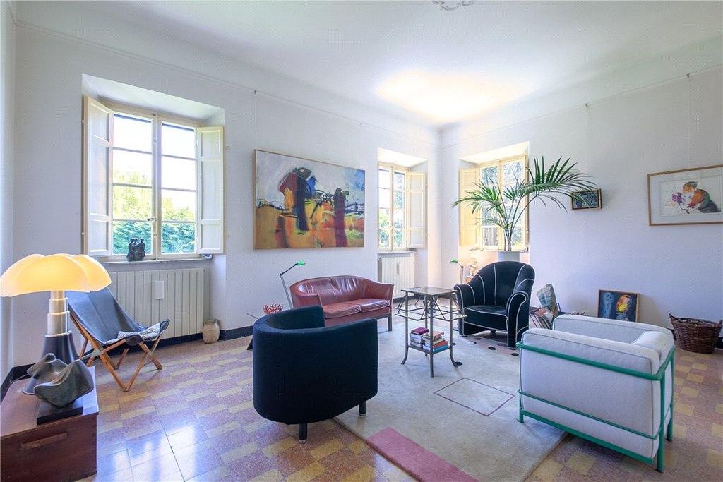 Property photo 2 of 27 Ser190009_07.Jpg