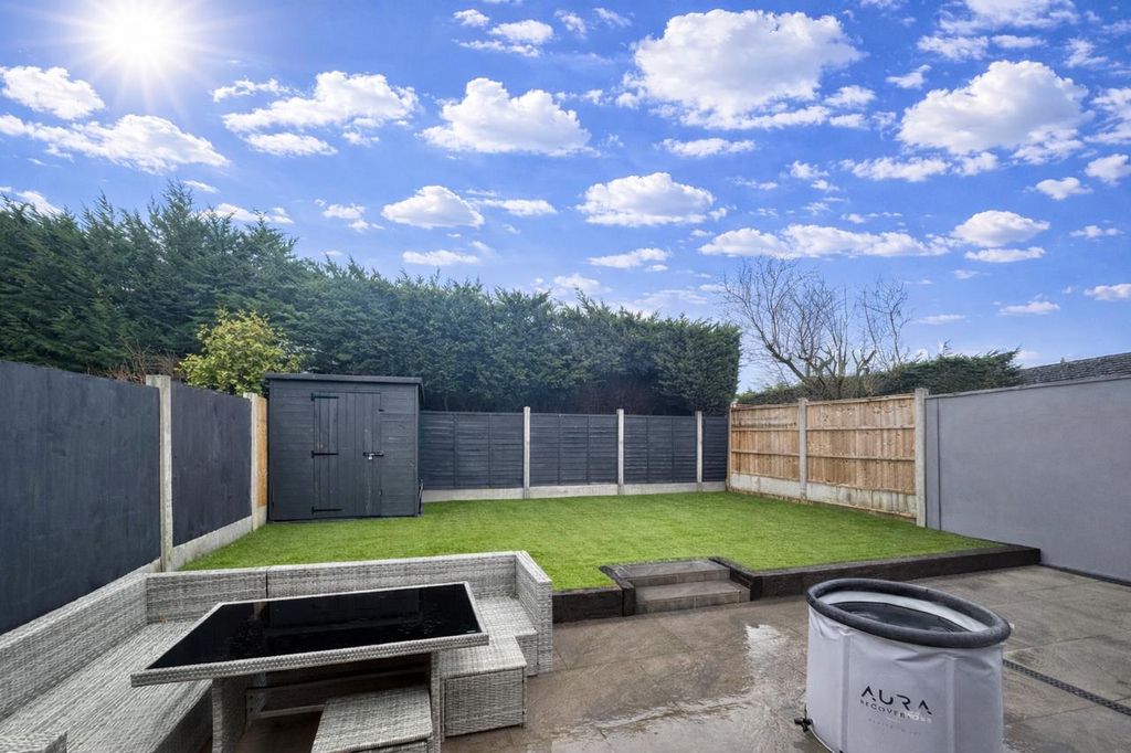 Property photo 3 of 20 7561Fe3F-9335-4Cab-9055-E954803Fe774.Png