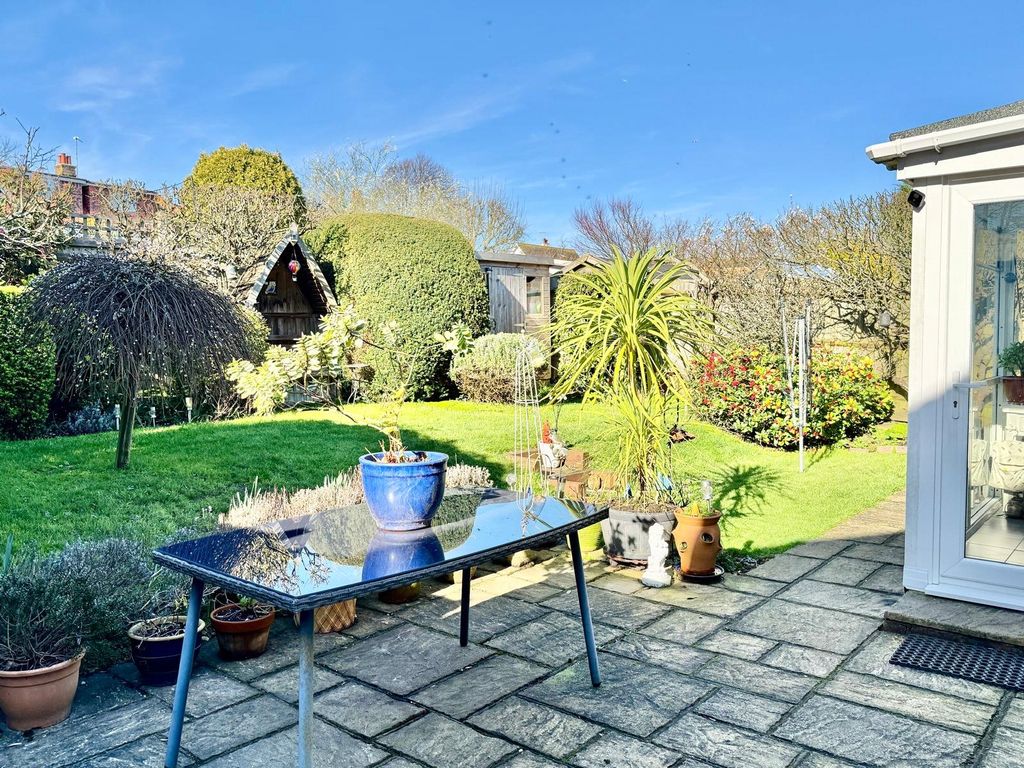 Property photo 3 of 20 Picture No. 14