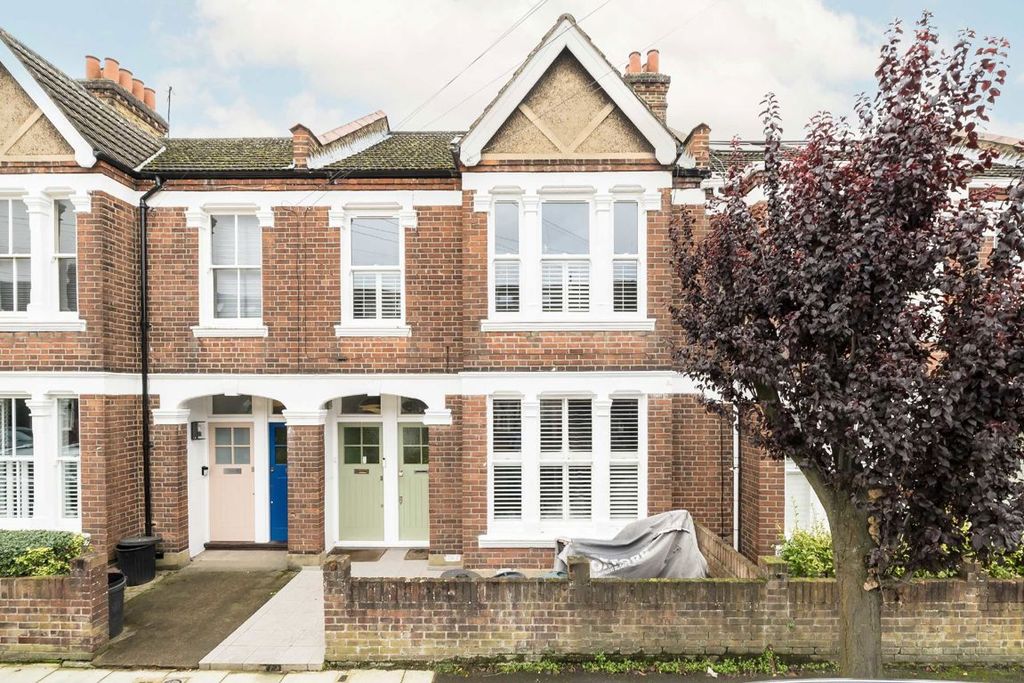 Property photo 1 of 8