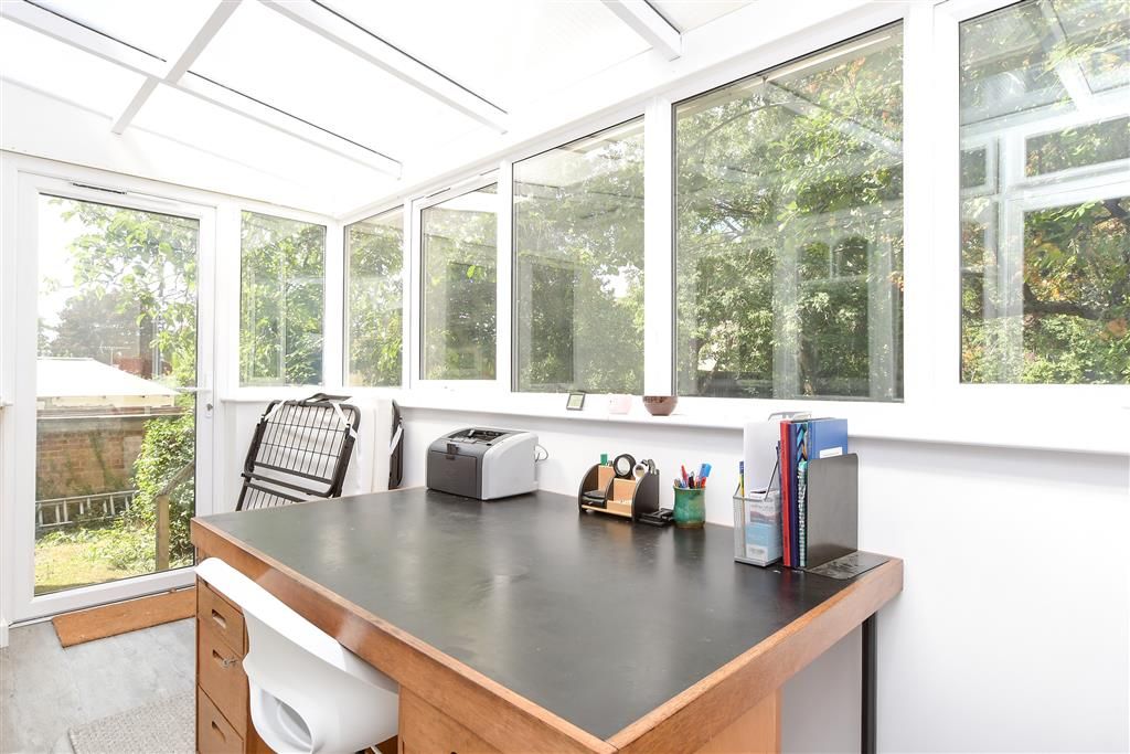 Property photo 3 of 17 Conservatory