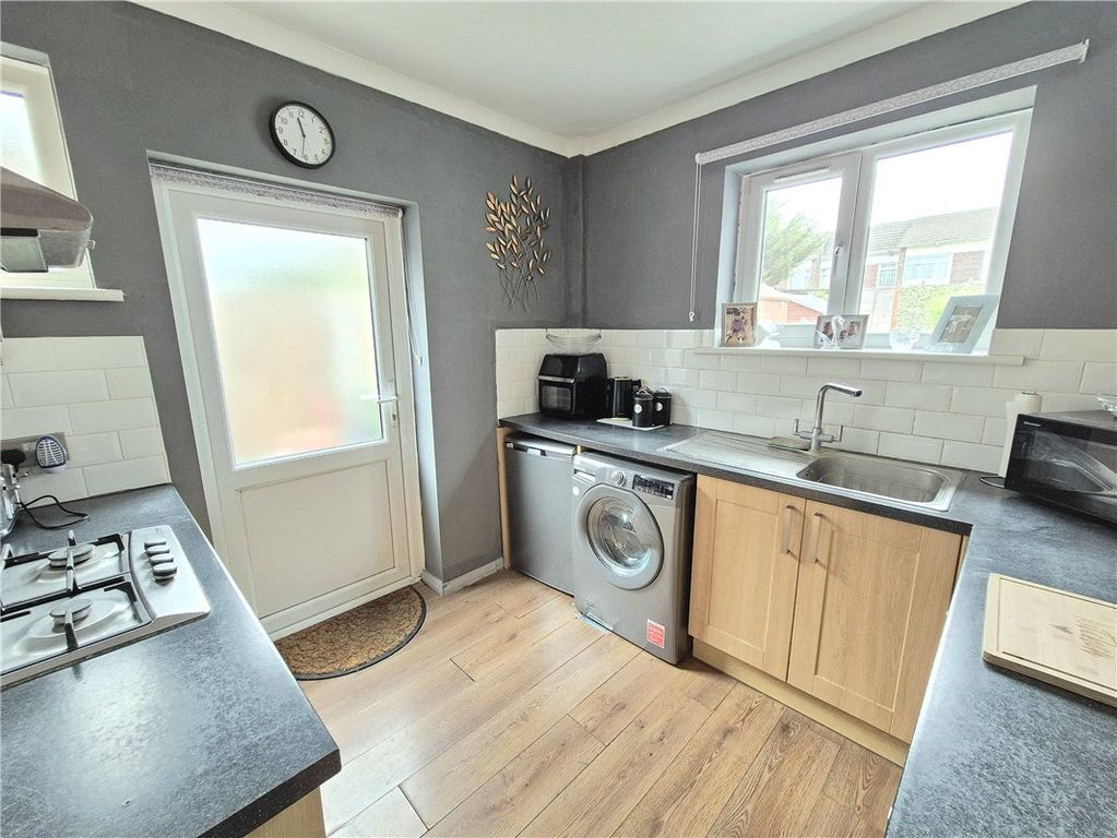 Property photo 3 of 11 Picture No. 05