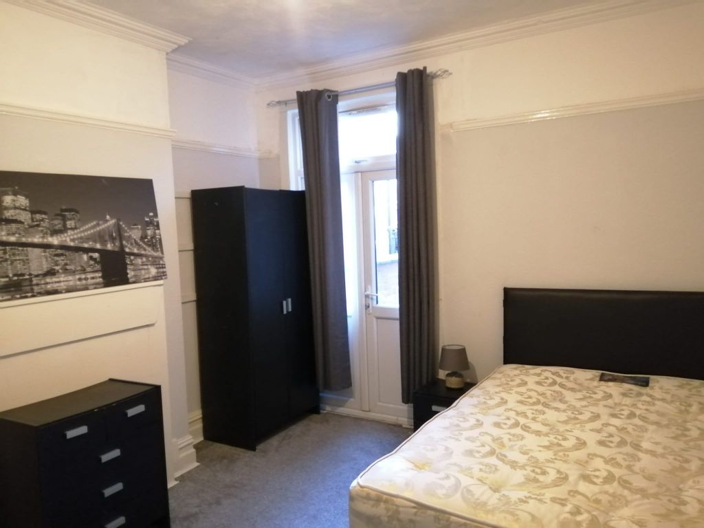 Property photo 1 of 5