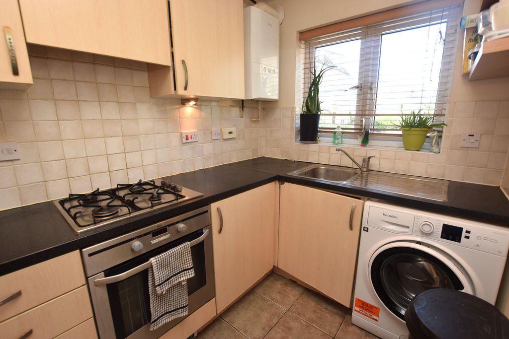 Property photo 3 of 11