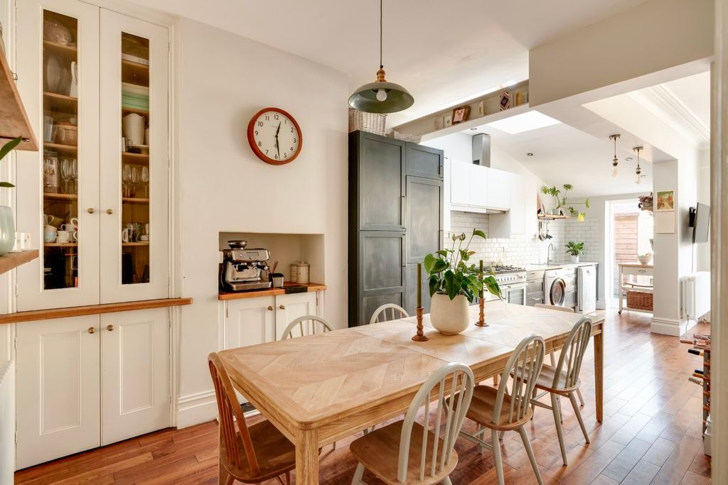 Property photo 2 of 24 Kitchen/Dining Room