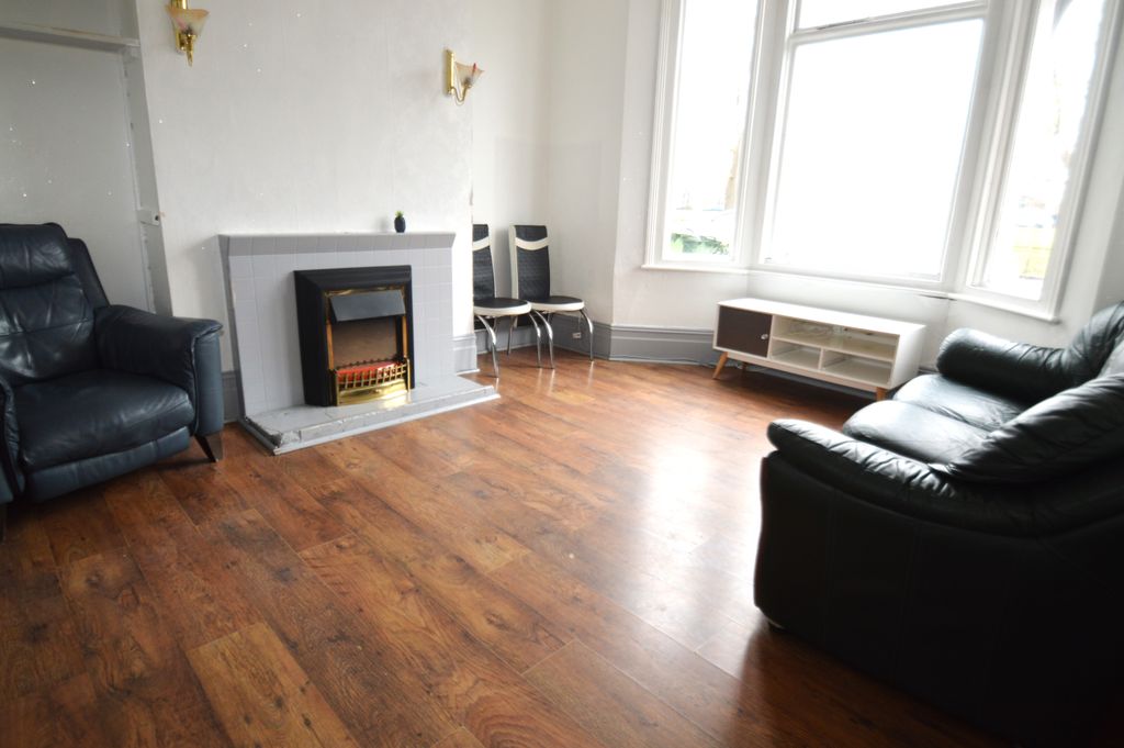 Property photo 2 of 17 Dsc_0149