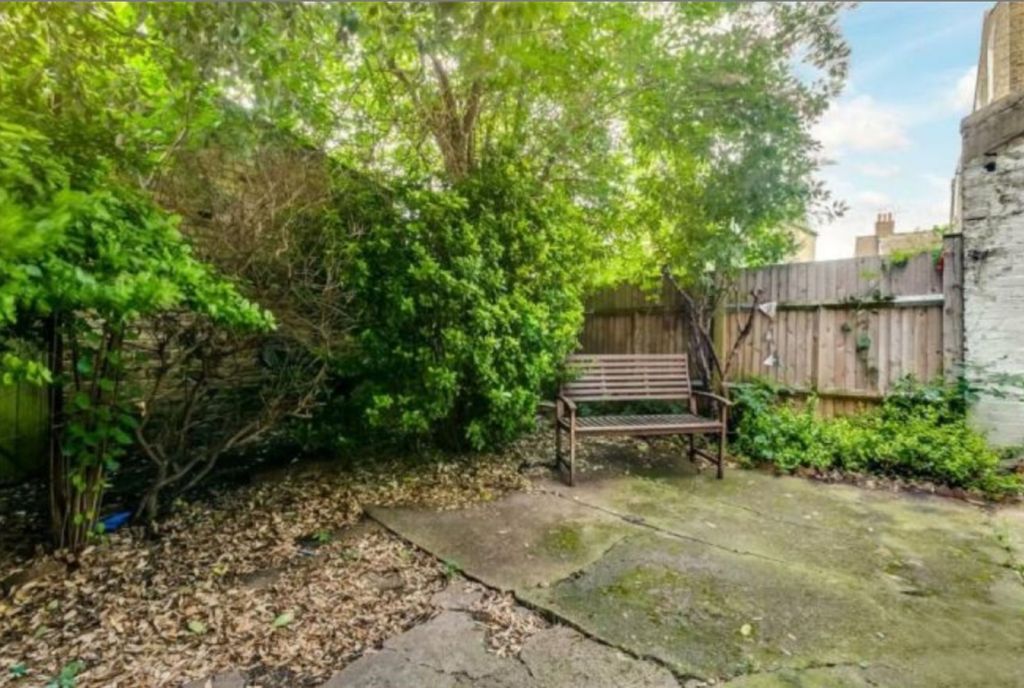 Property photo 3 of 14