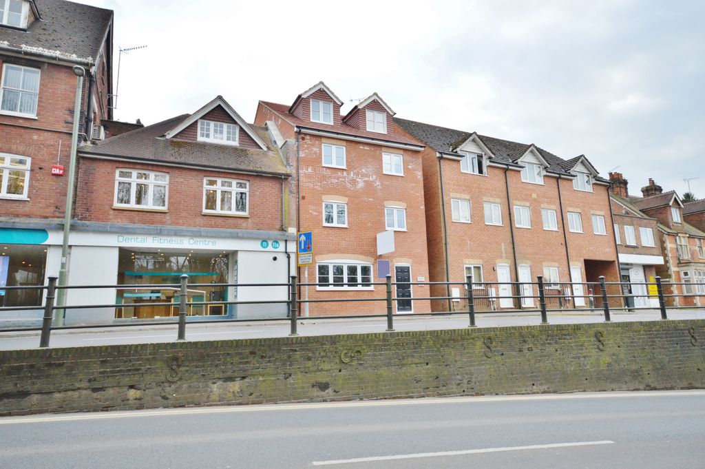 Property photo 1 of 5 Main Front