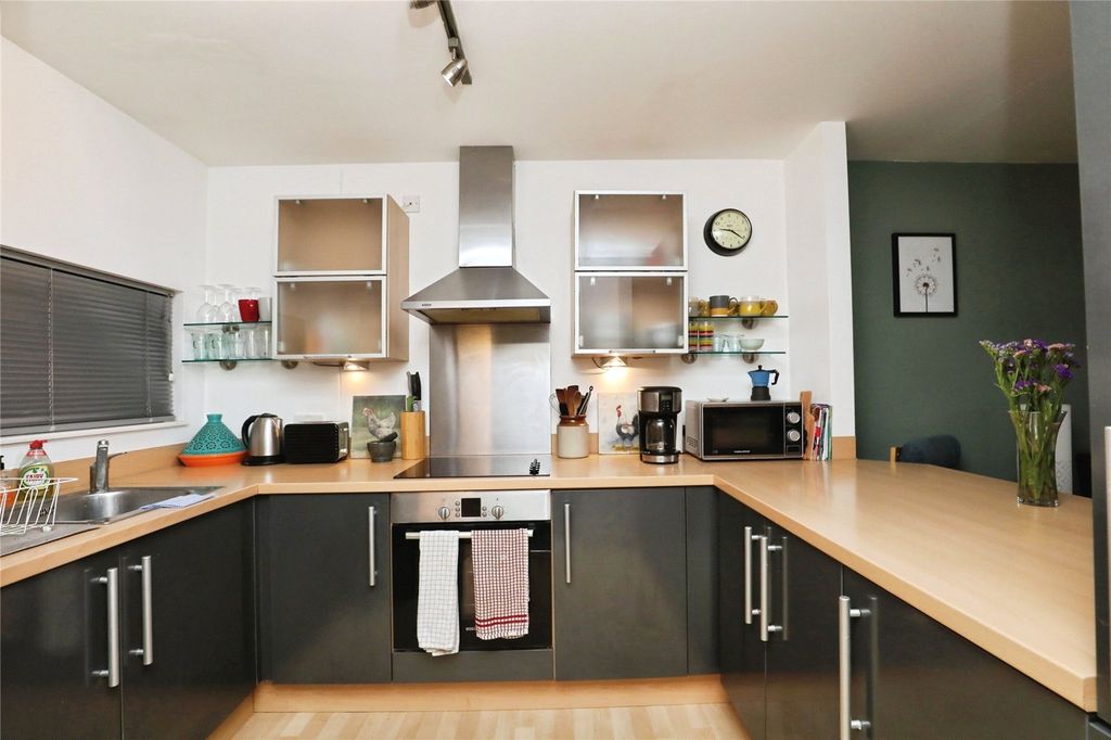 Property photo 3 of 17 Picture No. 36