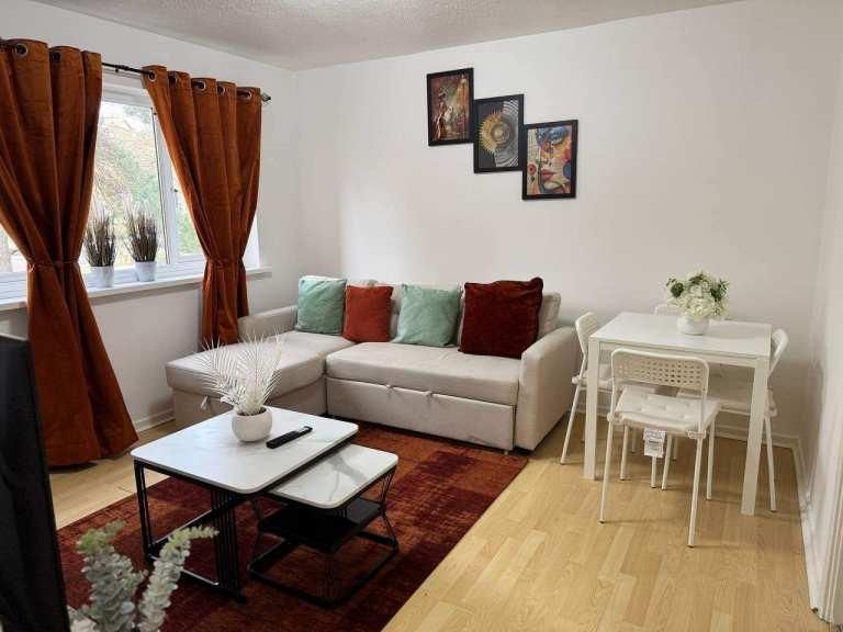 Property photo 2 of 9 Photo 2