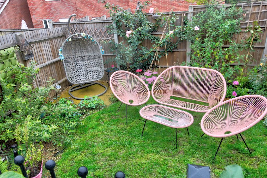 Property photo 3 of 32 Garden