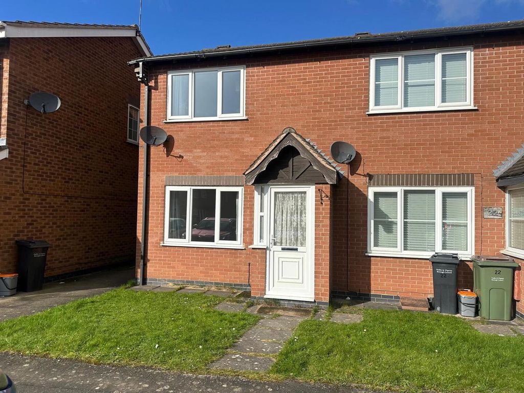 Property photo 1 of 11 Front (Exterior)