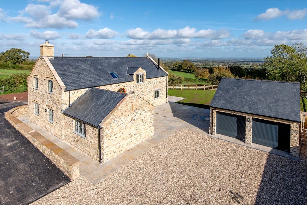 Property photo 1 of 26 Picture No. 11