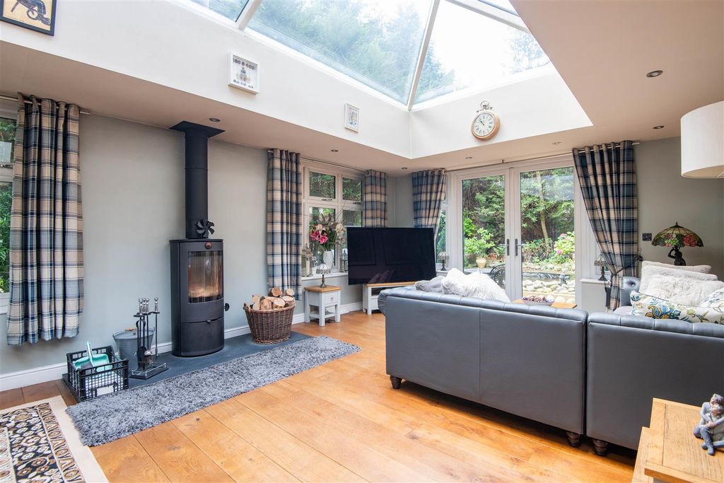 Property photo 3 of 35 Orangery