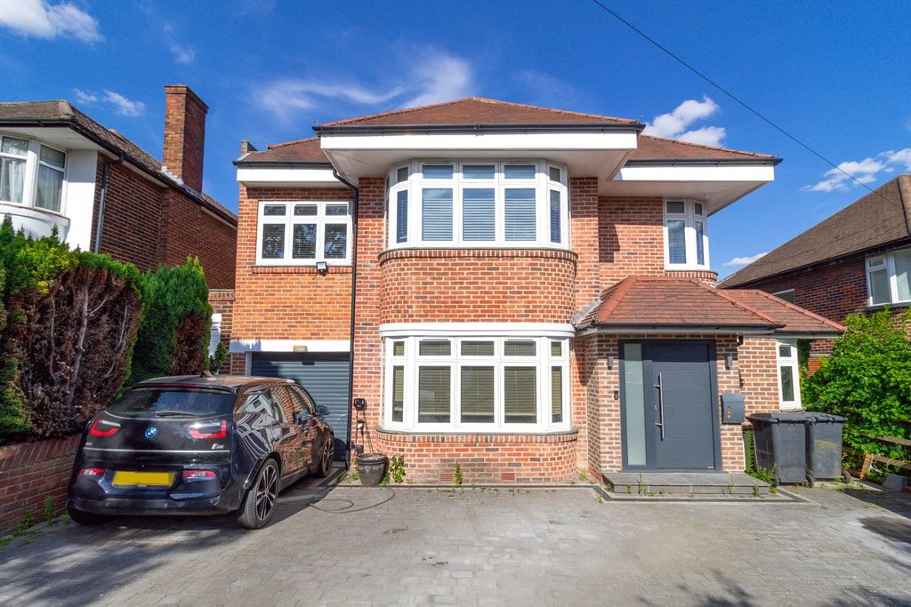 Property photo 1 of 19 Picture No. 03
