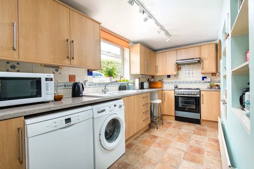 Property photo 3 of 15
