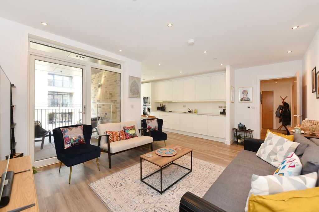 Property photo 1 of 6