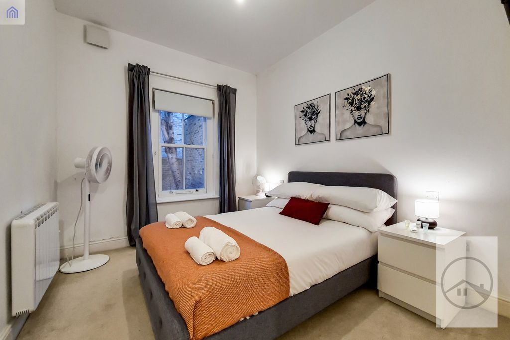 Property photo 3 of 8