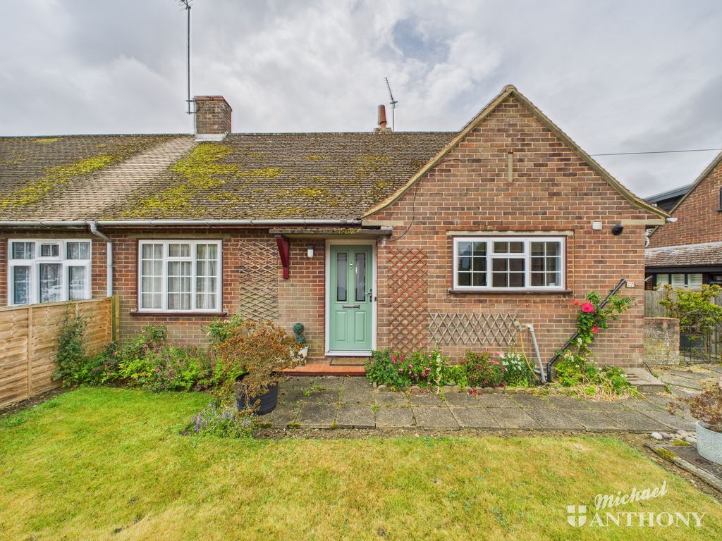 Property photo 1 of 20 Cam02773G0-Pr0327-Still024