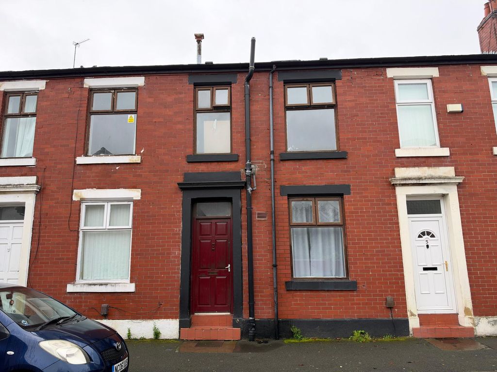 Property photo 1 of 20
