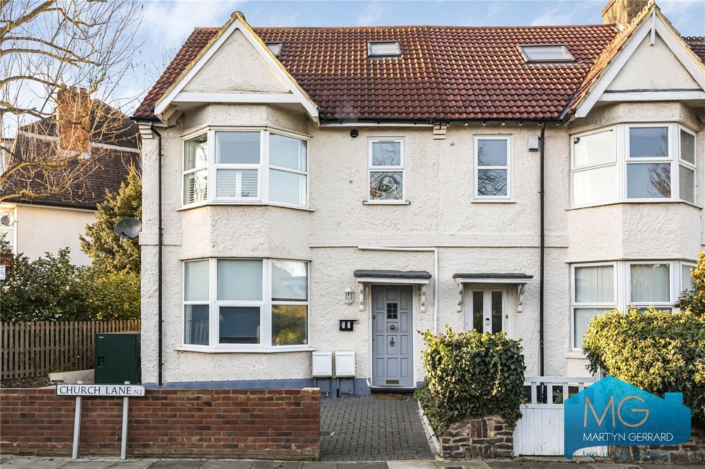 Property photo 3 of 13 Picture No. 33