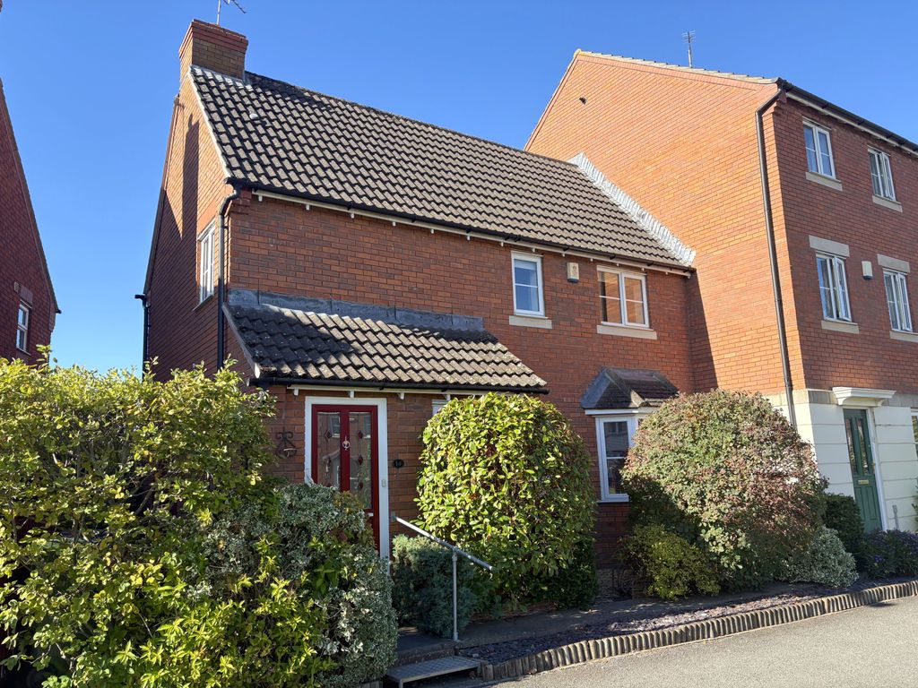Property photo 1 of 20 3 Bedroom Semi Detached House For Sale