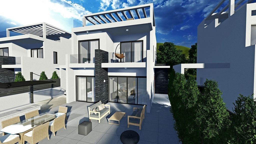 Property photo 1 of 4