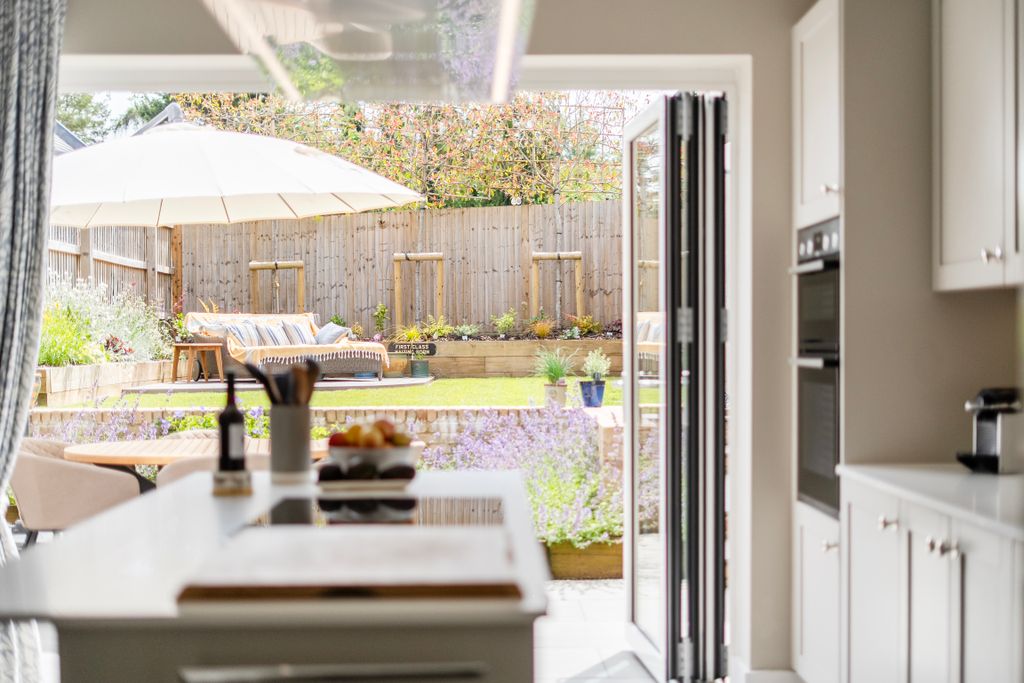 Property photo 2 of 20 1478362196A300A0A747Ff