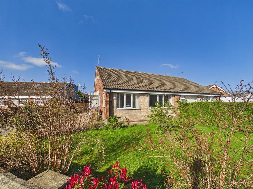 Property photo 1 of 13 Cam03303G0-Pr0350-Still012.Jpg