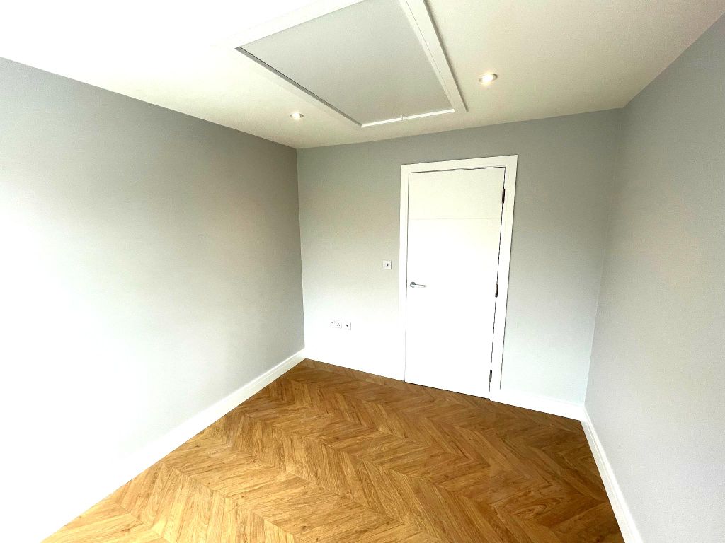 Property photo 2 of 3
