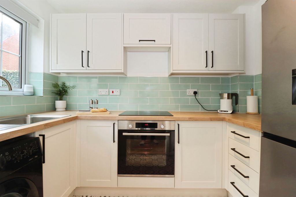 Property photo 2 of 14