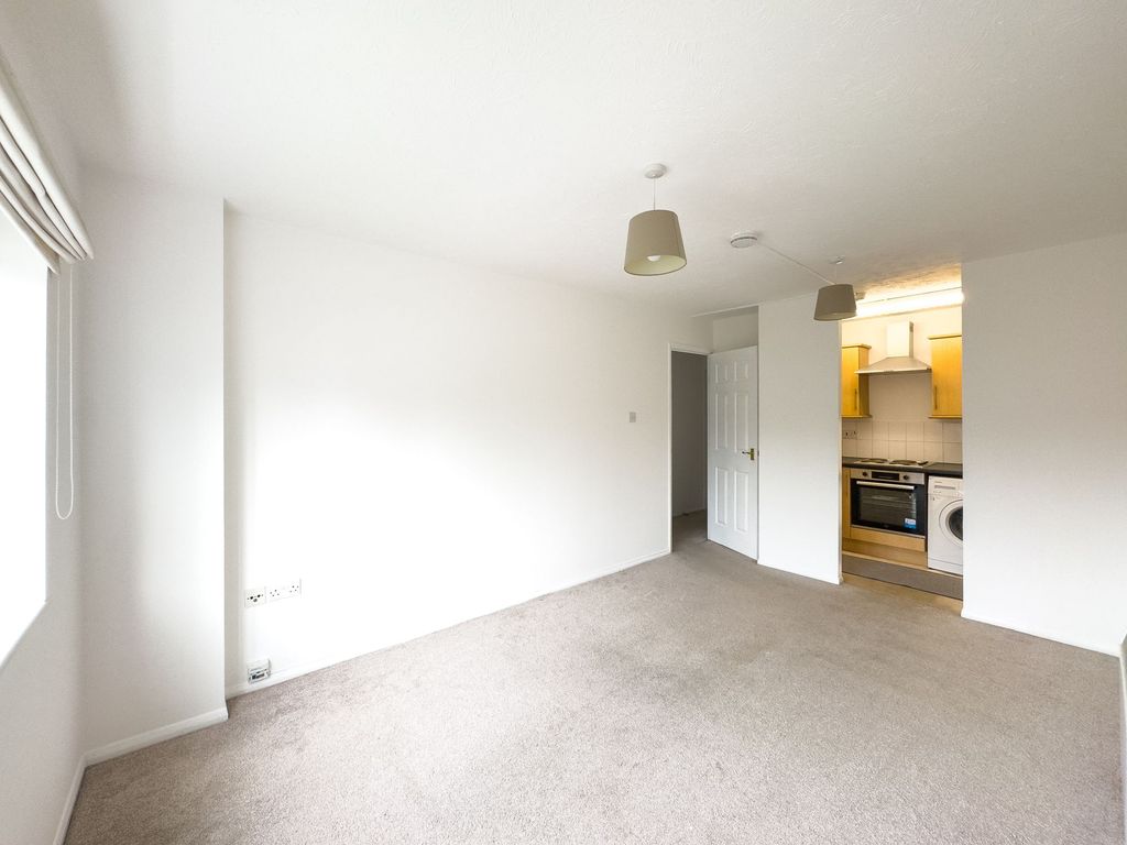 Property photo 3 of 9