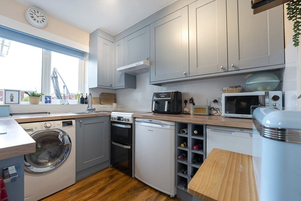 Property photo 3 of 15 Picture No. 04