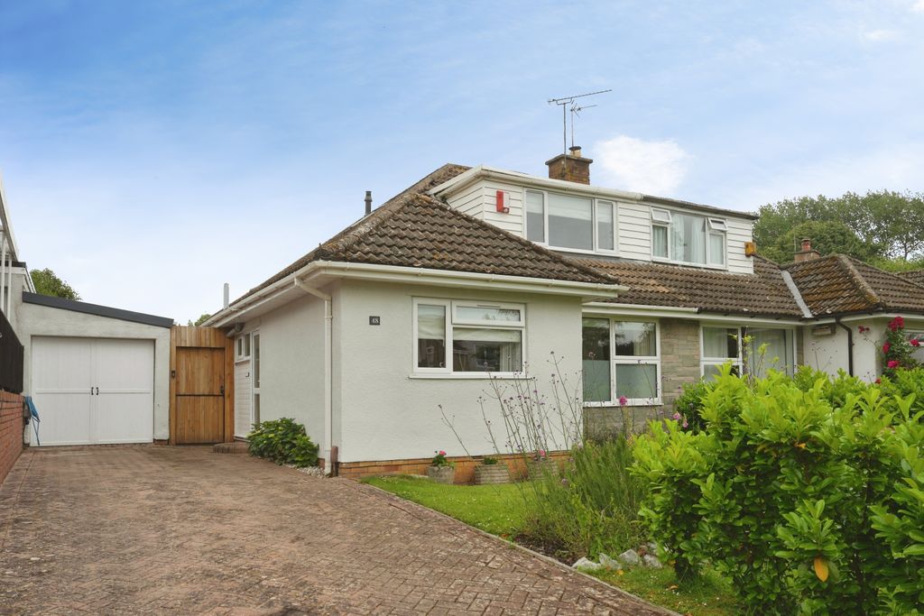 Property photo 1 of 20 Front