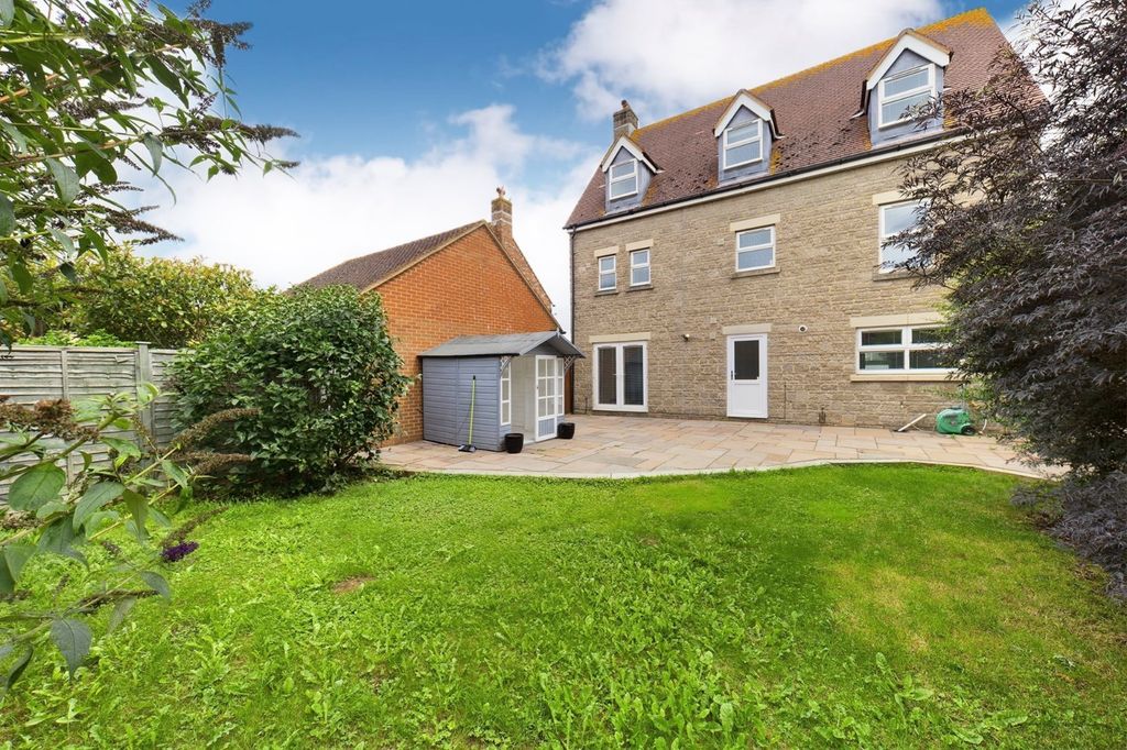 Property photo 3 of 17 Picture No. 13