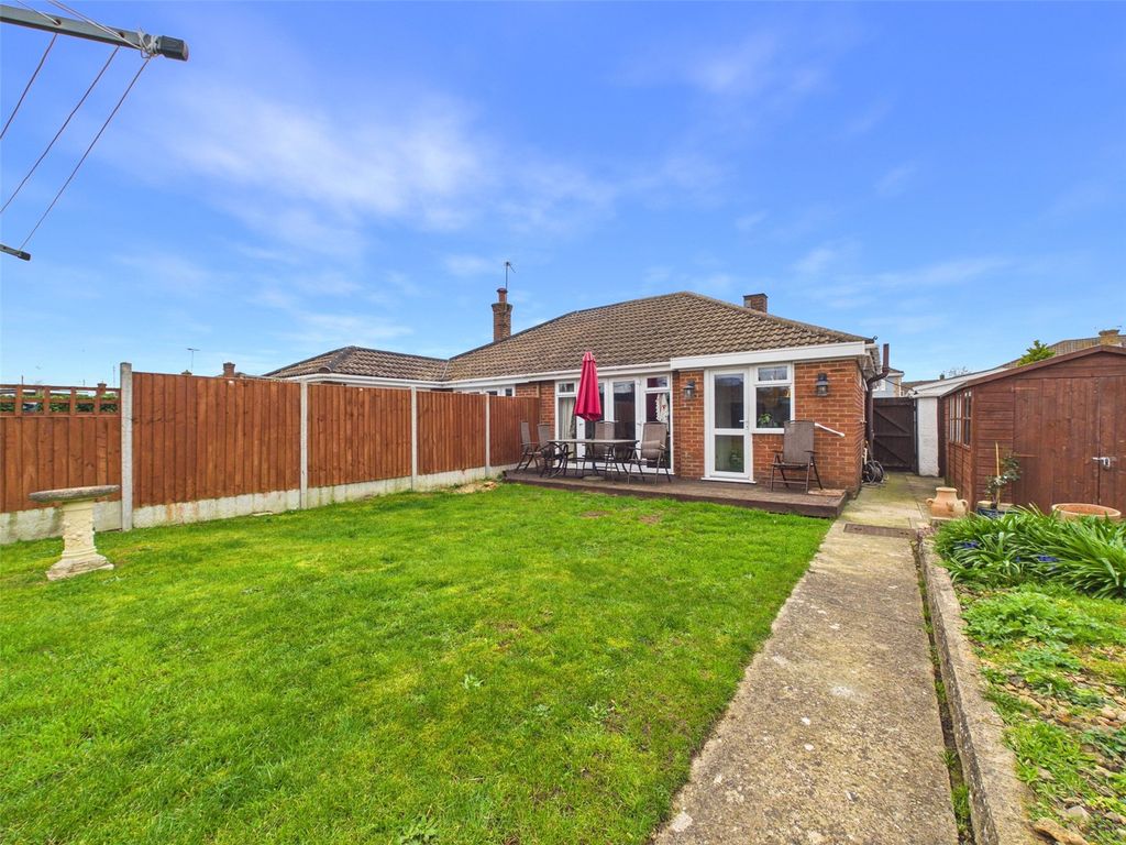 Property photo 2 of 9 Picture No. 23