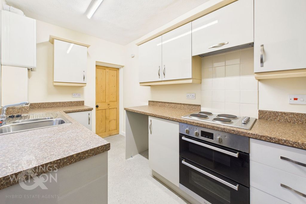 Property photo 3 of 20