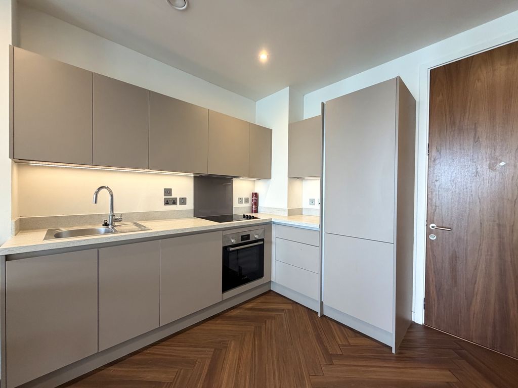 Property photo 3 of 10 Img_0223