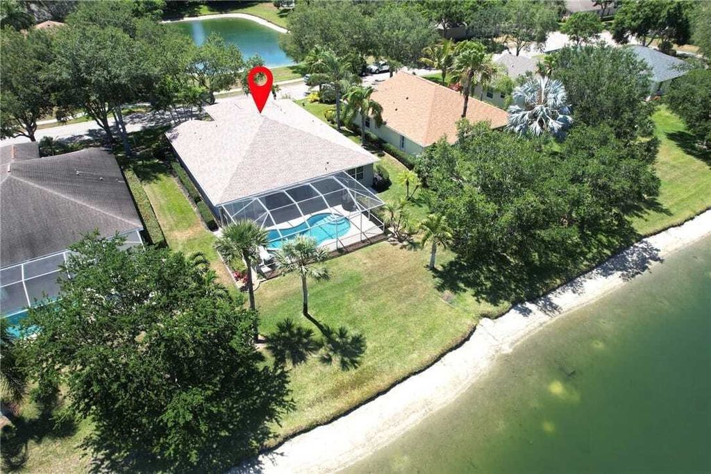 Property photo 1 of 27