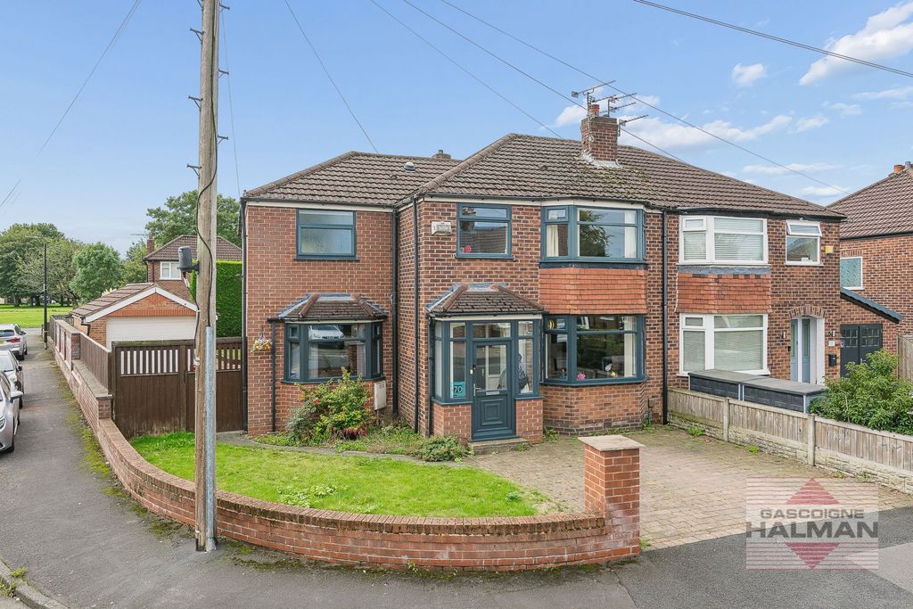 Property photo 1 of 33